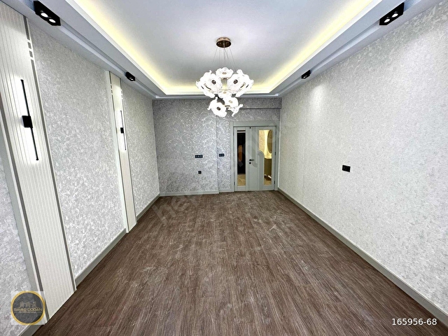 MÜKEMMEL KONUMDA KAPALI OTOPARKLI EBEVYN BANYOLU 2.5+1 DAİRE - Görsel 3