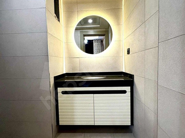 MÜKEMMEL KONUMDA KAPALI OTOPARKLI EBEVYN BANYOLU 2.5+1 DAİRE - Görsel 16