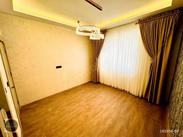 MÜKEMMEL KONUMDA KAPALI OTOPARKLI EBEVYN BANYOLU 2.5+1 DAİRE - Görsel 13