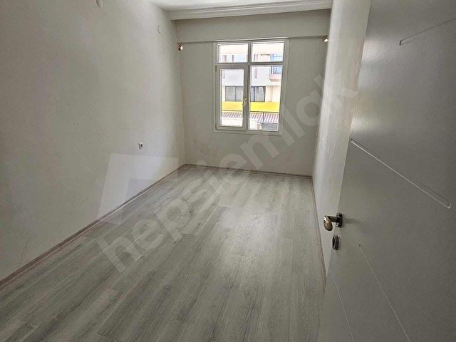 DENİZE 50 METRE 3+1 DÜZ DAİRE - Görsel 7