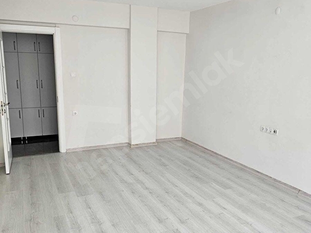 DENİZE 50 METRE 3+1 DÜZ DAİRE - Görsel 12