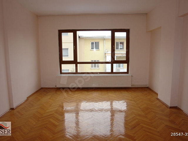 ESERDEN YÜCETEPE İLK SOKAKTA KOMBİLİ ARA KAT SATILIK 3+1 DAİRE