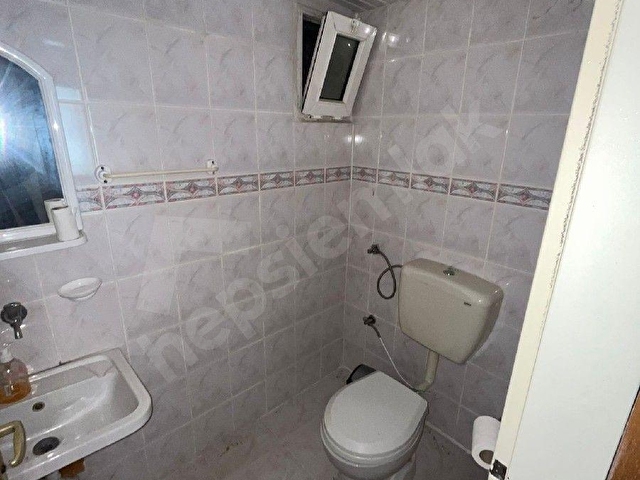 KARAÇAYIR MAHALLESİ KİRALIK 3+1 BAKIMLI DAİRE - Görsel 11