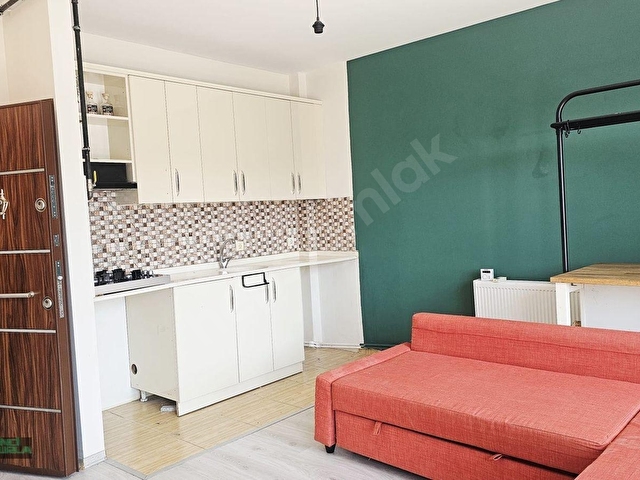 Urla Ana Cadde Üzeri Kiralık Ofis - Görsel 2