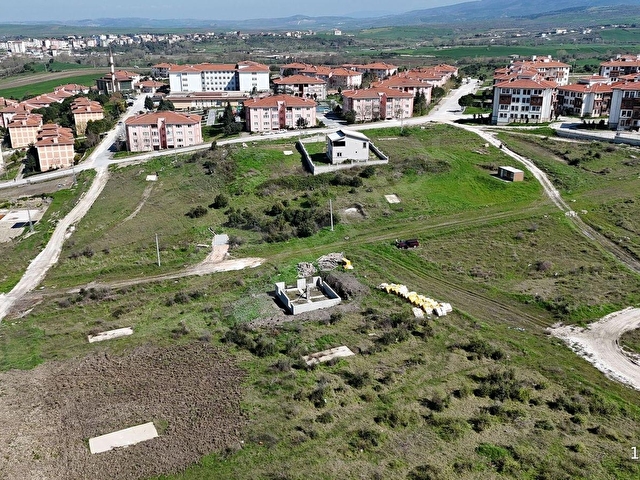 BALIKESİR MANYAS ATATÜRK MAHALLESİNDE SATILIK 902 M2 ARSA - Görsel 9