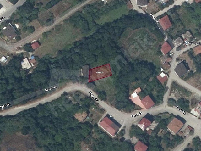 BULUT EMLAKTAN TEKKEKÖY MERKEZDE SATILIK 4 KATA İMARLI ARSA