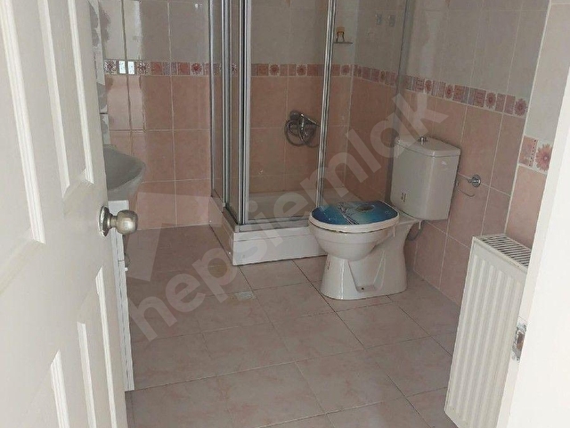 Şükrü paşa mahallesinde kiralık  4 kat 3+1lüks daire çalışana ve memura kiraya verilir. - Görsel 13