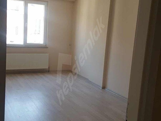 ASSOSTAN MERKEZİ KONUM DA FIRSAT GENİŞ 2+1 DAİRE - Görsel 6