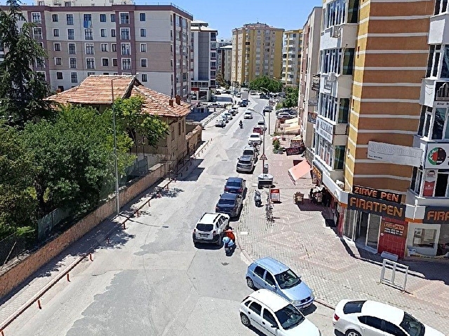 ŞEHİR MERKEZİNDE ŞEHİT KAMİL OKULUNUN KARŞISINDA 130M2 KİRALIK OFİS - Görsel 5
