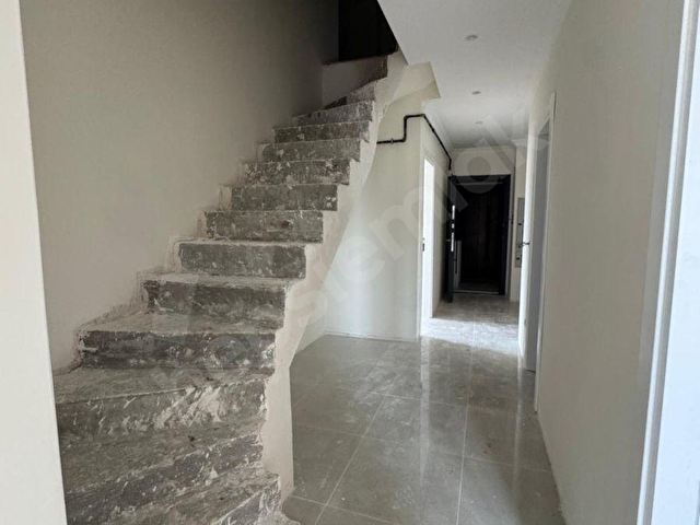 Kozyatağı Bayar Caddesine 2. Bina SIFIR 4+2 215m2 Teraslı DUBLEKS daire - Görsel 9