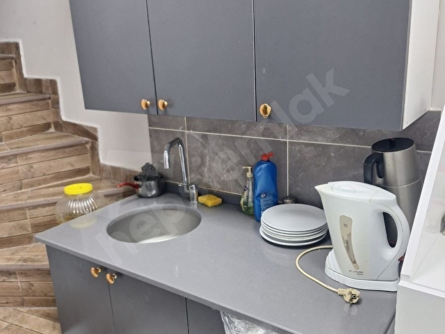 BURAKREİS CADDESİNDE DEVREN SATILIK KUPON DÖNER DÜKKANI - Görsel 5