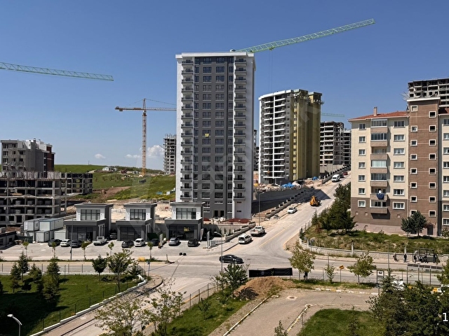 Yapracıkta Satılık 3+1 Daire: Yatay Mimari, Site İçinde, 115m² - Görsel 17