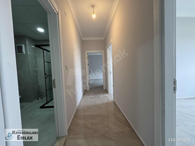 Ayvalık Özkayaoğulları Emlak 150 evler mh kiralık 3+1 daire - Görsel 11