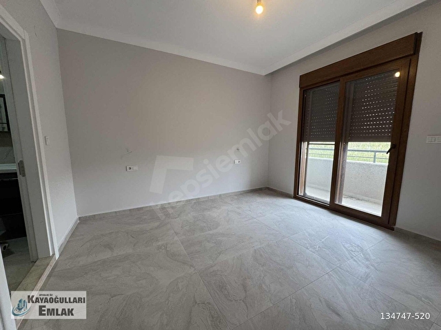 Ayvalık Özkayaoğulları Emlak 150 evler mh kiralık 3+1 daire - Görsel 7