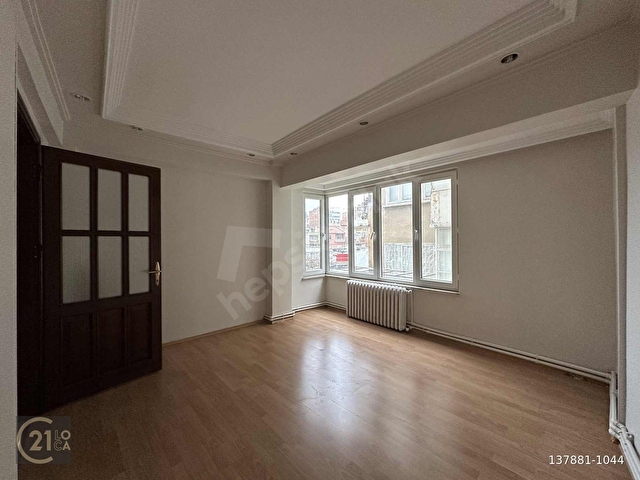 C21 LOCADAN ATATÜRK MAHALLESİNDE MERKEZİ KONUM 2+1 DAİRE - Görsel 15