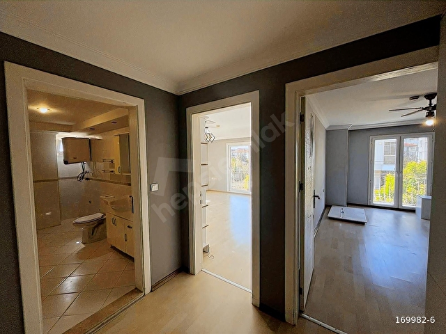 SIĞACIK MERKEZDE ECE MİRA SİTESİNDE KİRALIK 1+1 ARA KAT DAİRE - Görsel 4