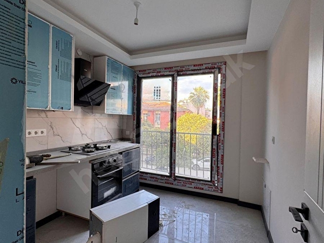 CamiiKebir Mahallesinde Oturuma Hazır 2+0 52M2 Satılık Daire - Görsel 10