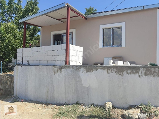 İZMİR TORBALI GOLD EMLAKTAN SATILIK BAKIMLI KÖY EVİ - Görsel 6