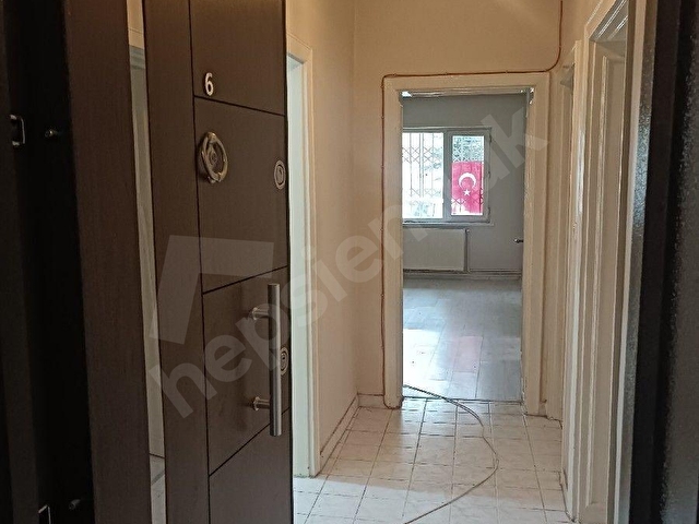 KURTULUŞTA 2+1 KOMBİLİ, İÇİ BAKIMLI, KOLEJ METROYA 4 DK - Görsel 3