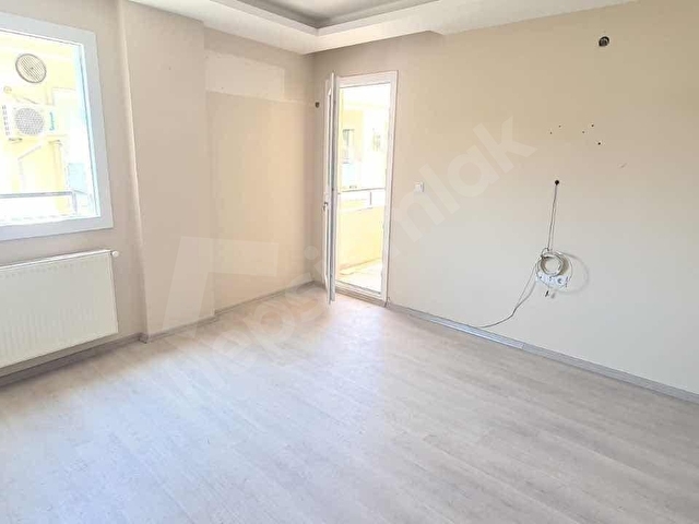 MERKEZE YAKIN KONUMDA DOĞALGAZLI ARA KAT FIRSAT UYGUN 2+1 DAİRE - Görsel 8