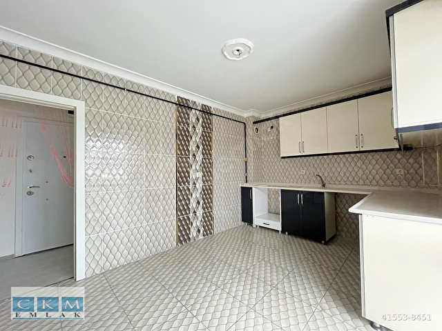 CKMDEN ŞEHİTLER CD YANI YENİ BİNA MANTOLAMALI 3 BALKON 3+1 - Görsel 5