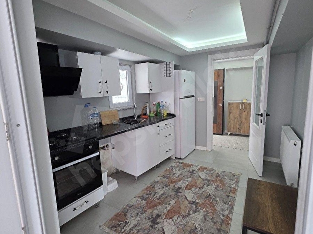 KARAYOLLARI KAVŞAĞININ HEMEN ÜSTÜNDE ACİL 100M2 FULL EŞYALI ULTRALÜX DAİRE - Görsel 4
