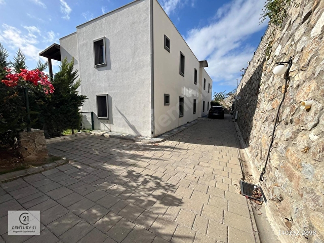 Turgutreisde Havuzlu Sitede Satılık 3+1 Bahçeli Geniş Daire - Görsel 27