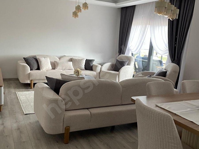 ALTINTAŞTA ARA KATTA SATILIK 3+1 AYRI MUTFAKLI DAİRE - Görsel 5