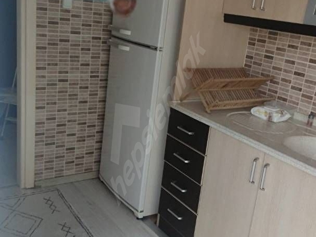 KARABAĞLARIN GÖZDE SEMTİ BAHÇELİEVLERDE EŞYALI  SAHİBİNDEN KİRALİK DAİRE - Görsel 5