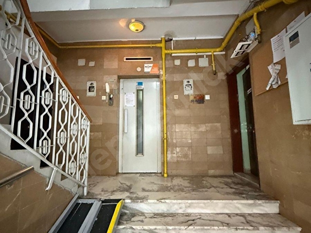 ŞEHRİN EN GENİŞ VE EN FERAH DAİRESİ 4+1 175 M2 NET KULLANM ALANI - Görsel 2