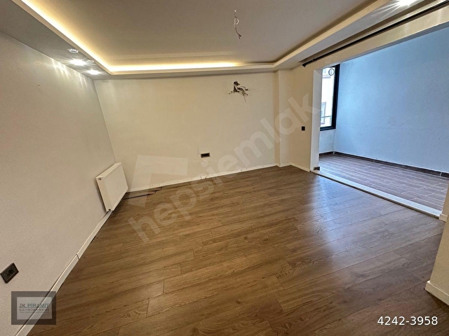 ZİYAPAŞA BULVARINA YAKIN GENÇ BİNADA SATILIK 2+1 81 m2 EKSTRALI LÜKS DAİRE veya OFİS&BÜRO !!! - Görsel 6