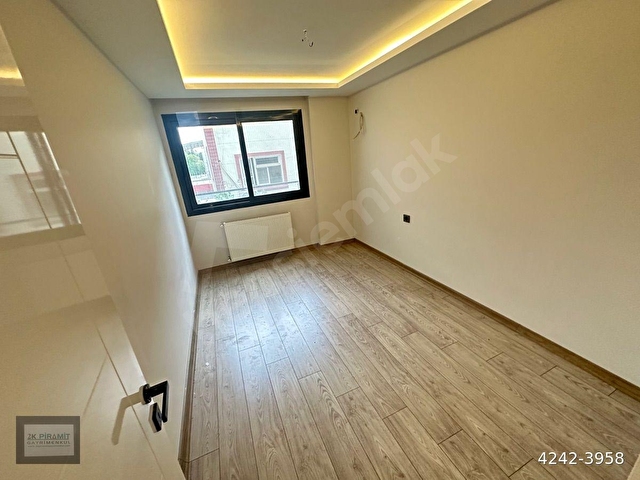 ZİYAPAŞA BULVARINA YAKIN GENÇ BİNADA SATILIK 2+1 81 m2 EKSTRALI LÜKS DAİRE veya OFİS&BÜRO !!! - Görsel 19