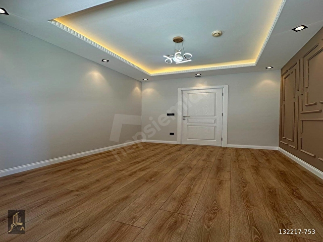 CUMHURİYET  METROBÜSE 10 DK GÜVENLİKLİ + HAVUZLU  3+1 SİTE İÇİ DAİRE !! - Görsel 8