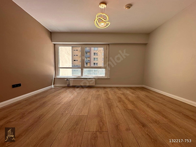 CUMHURİYET  METROBÜSE 10 DK GÜVENLİKLİ + HAVUZLU  3+1 SİTE İÇİ DAİRE !! - Görsel 6
