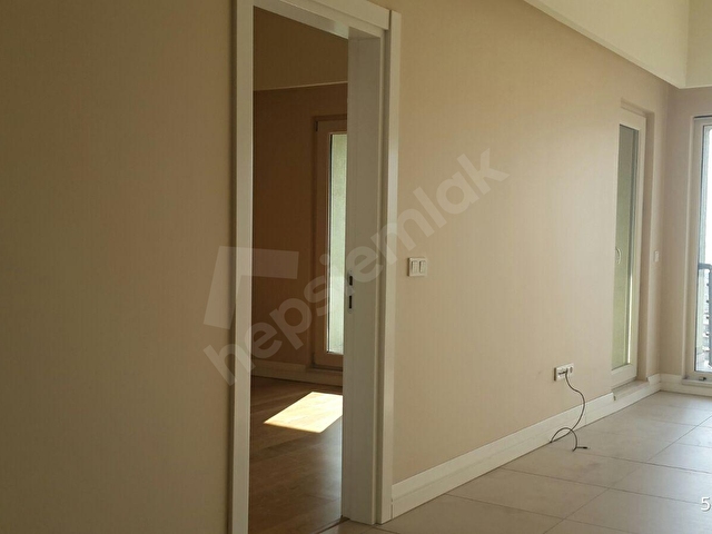 İSTANBUL SARAYLARI HİSAR KULE BALKONLU 1+1 KİRALIK DAİRE - Görsel 6