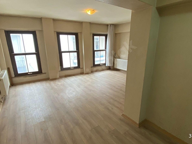 Beyoğlu Tarlabaşı Kireçhane Sok.1+1 1.2.Katlarda temiz kiralık Daire ( BOŞ ) - Görsel 8