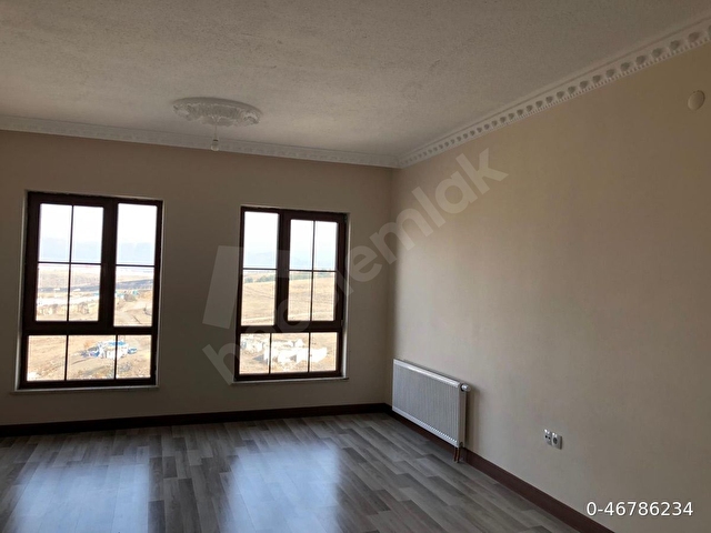 Ardahanda kiracılı satılık ev - Görsel 4