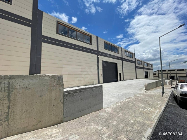 SAHİBİNDEN YAKACIK HURDACILAR TOKİDE 1450 M2 KİRALİK İŞ YERİ - Görsel 14