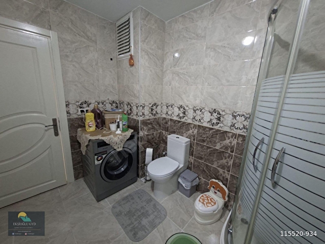 Çayırovada Caddeüstü Teraslı! Arakat Ebevyn Banyolu 3+1 Satılık - Görsel 18
