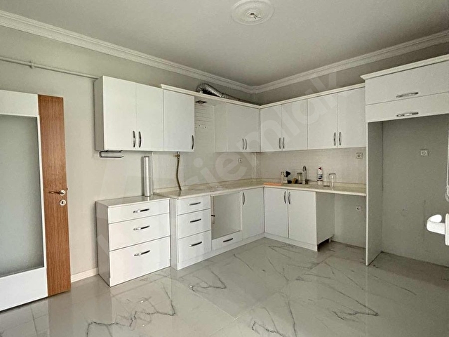 SEZER EMLAKTAN FIRSAT 3+1 DAİRE - Görsel 12