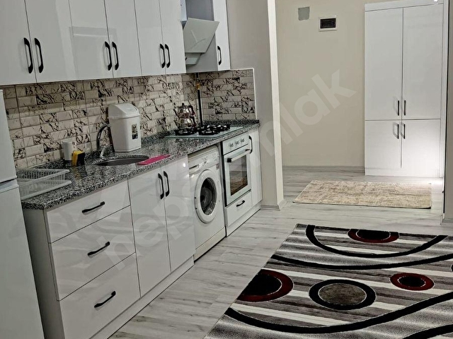 EMLAKNOMİDEN TOROSDA EŞYALI 1+1 SON KAT KİRALIK DAİRE - 105797 - Görsel 20