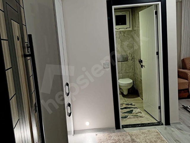 EMLAKNOMİDEN TOROSDA EŞYALI 1+1 SON KAT KİRALIK DAİRE - 105797 - Görsel 12