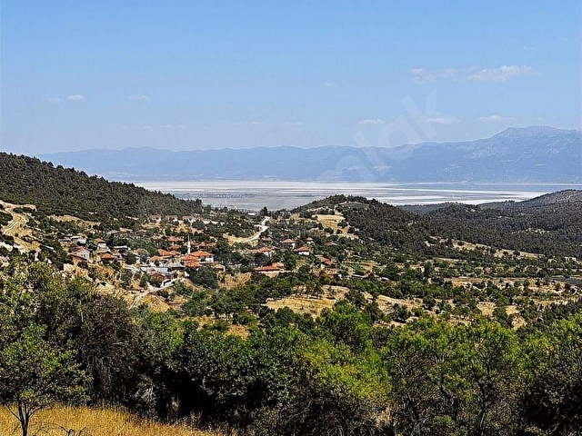 GÖL MANZARALI YOLU AÇILMIŞ DOĞA İÇİNDE UYGUN FİYATLI TARLA - Görsel 9