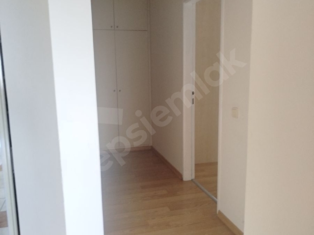 ATA BLOKLARINDA METROPOL CEPHE YÜKSEK KAT BOŞ FIRSAT 3+1 DAİRE - Görsel 24