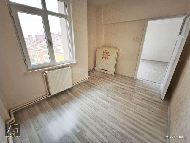 KEÇİÖREN ETLİK MAHALLESİNDE CADDE ÜZERİ ARA KAT MASRAFSIZ GENİŞ M2Lİ 3+1 DAİRE - Görsel 10