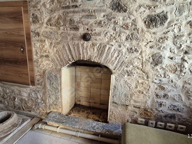 AYVALIK MERKEZDE TARİHİ DOKUDA KİRALIK EŞYALI MÜSTAKİL EV - Görsel 8