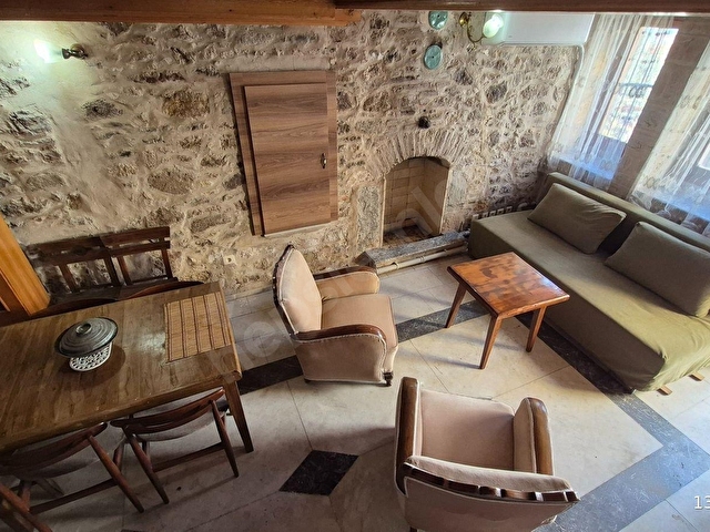 AYVALIK MERKEZDE TARİHİ DOKUDA KİRALIK EŞYALI MÜSTAKİL EV - Görsel 9