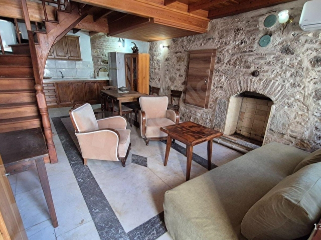 AYVALIK MERKEZDE TARİHİ DOKUDA KİRALIK EŞYALI MÜSTAKİL EV - Görsel 2