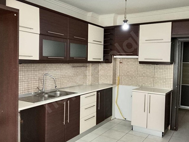 Ziya Paşa Caddesinde Geniş ve Kullanışlı Satılık 3+1 Daire - Görsel 3