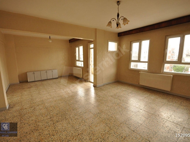 CB ACARDAN BAHÇELİEVLERDE FERAH DAİRE